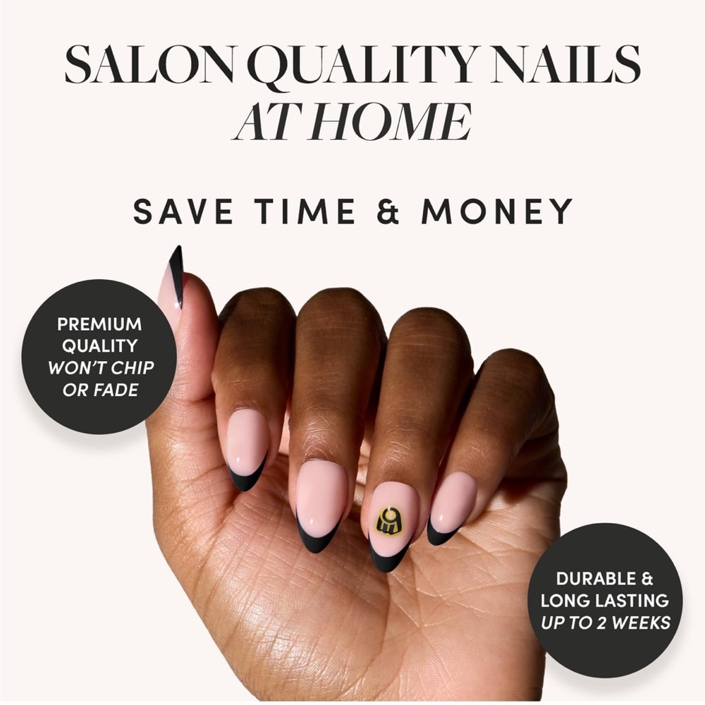 Glamnetic x Fanatics Press On Nails Milwaukee Brewers Short Almond MLB Navy Tips - Picture 2 of 7